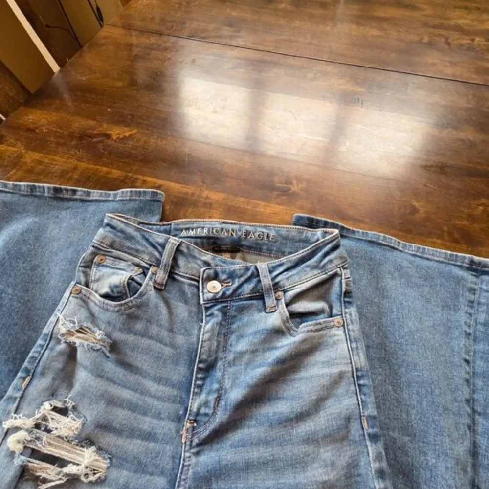 American Eagle Super Hi Rise Flare Jeans Distressed Y2K Stretch Denim - Size 00